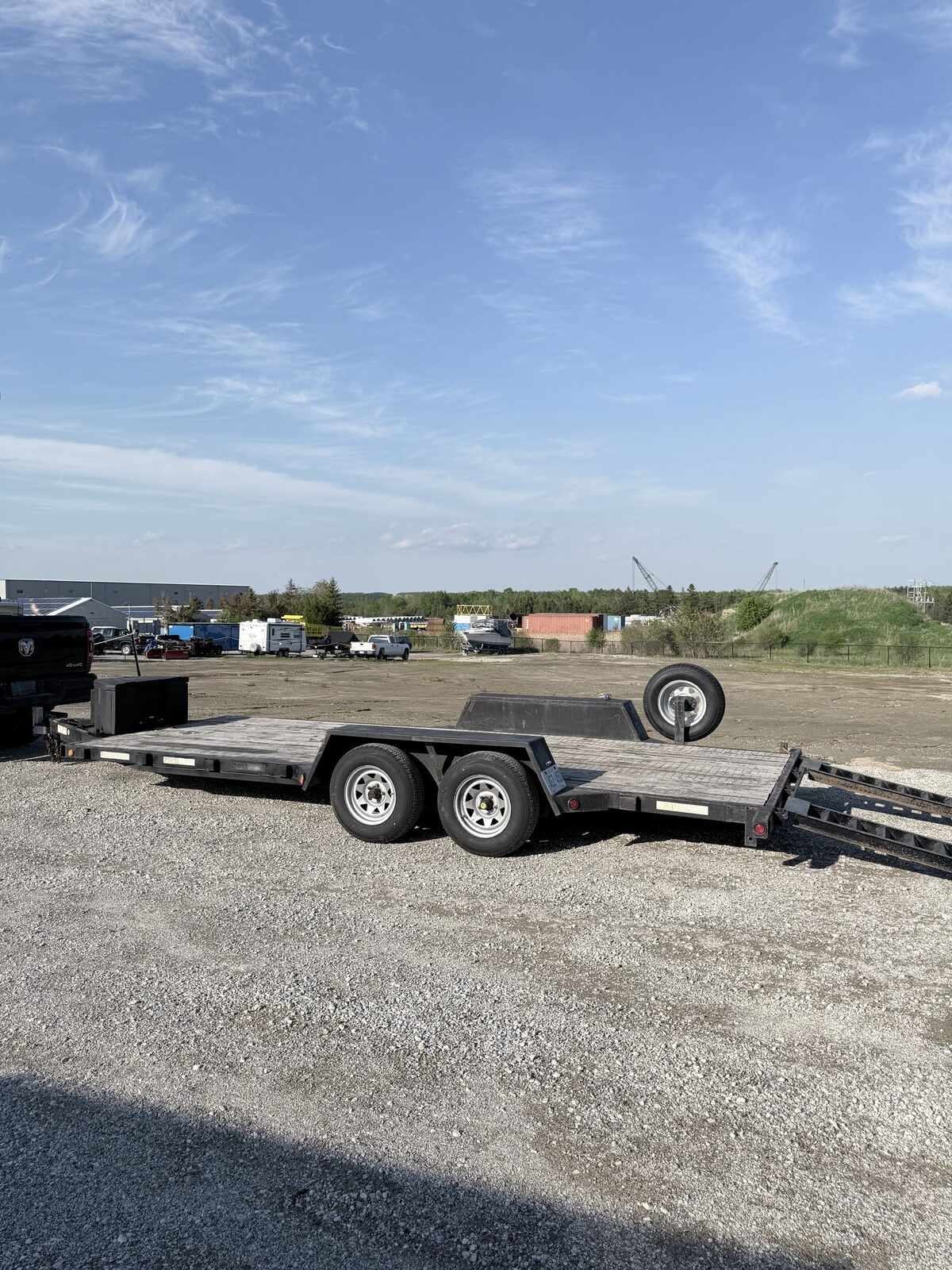 18 ft wood-deck car hauler trailer